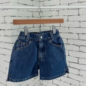 Levi’s denim shorts